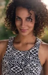 Мелоди Каста